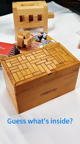 Guess what's inside 😂 haha #decompress #woodtoys #puzzlebox 