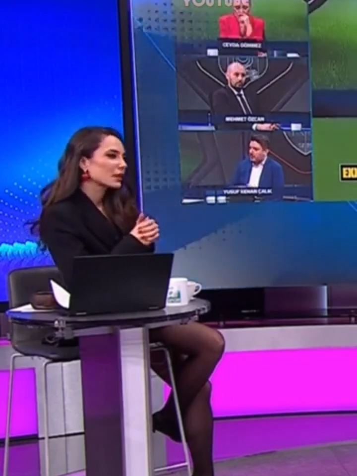 #melikeçelik #çelikmelike #melike #çelik #aspor #asportshd #asports #keşfetbeniöneçıkar #keşfet #gündemhaberleri #spor #spiker #spikerman #spikersturf2023 #ünlüler❤️ #ünlü #ünlüler #ünlübenzeşmesi #ünlüpulluk #ünlüoldum #ünlüetbeni #yerli #yerliotomobil #keşfet