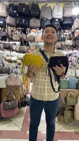 Tas yang viral banget#tasselempang #tasimport #terlaris🔥🔥 #kekinian #tas #dompet #dompetwanita #dompetmurah #dompetcewek #Dompettahan Lasak Cantik Cod #taswanita #tasimportberkwalitas #tasselempangwanita #tasimportwanita #taswanitatiktokshop #terbaru #fashion #inspo #inspooutfit #viral #fpyシ 