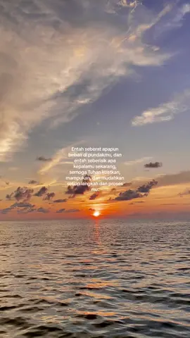 Semangat untuk kita semua🤍#fyp #fypage #fighting #quotes #fyppppppppppppppppppppppp #sunset #langitsore #katamotivasi #senja #semangat #loveyourself #tulus 