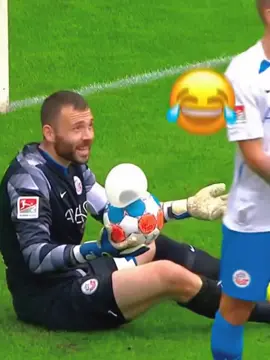 Funny moments #football #Soccer #funny #funnymoments #funnyfootball 