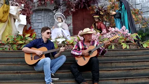 Hoje é dia de Santos Reis, viva! 🙏🏻🙌🏻🎶 #santosreis 