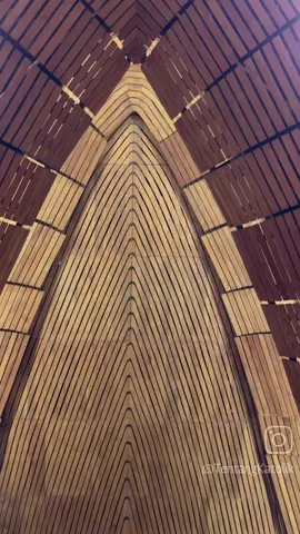 Gereja Stella Maris adalah salah satu gereja yang memiliki desain interior yang unik. Terletak di Jakarta Utara daerah Pluit. Gereja ini juga memiliki misa dalam 3 bahasa yakni Bahasa Indonesia, Inggris dan Mandarin. #tentangkatolik #parokipluit #gerejastellamarispluit 