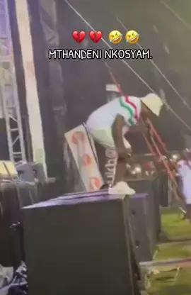 You fall and get yourself up! #SAMA28 #boityreloaded #VoiceEffects #fyp #tiktoksouthafrica🇿🇦 #viralvideo #explorepage #trending #fypシ゚viral #tiktoker 