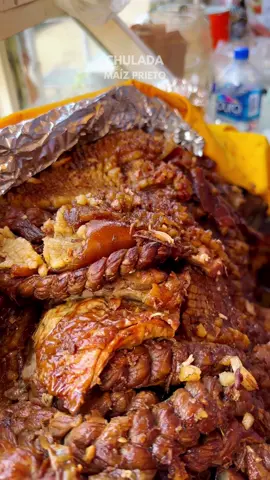 LA CAPITAL DE LAS CARNITAS! QUIROGA MICHOACAN! Una verdadera joya de Mexico y el mundo entero, que chulada!!! 📍Quiroga, Michoacan #Foodie #like #instablogger #instafood #chuladademaizprieto #peguenleelmordidon #foodiegdl #carnitas #quiroga #michoacan #mexico #estilomichoacan #longervideos 