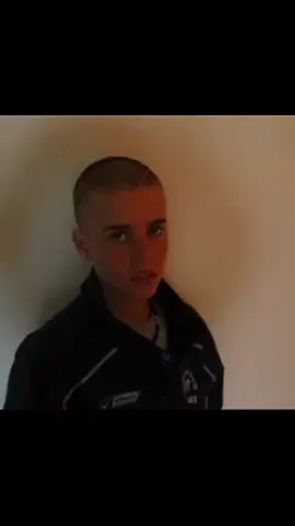 The hairstyle😭 #justinbieber #neyobecauseofyou #live #singing #oldbieber #kid #fyp #belieber #justinbieberedits #justinbieberfans #saugataryal 