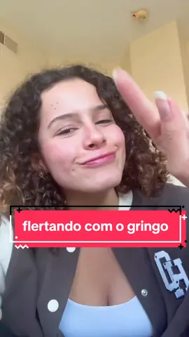 Eu me senti num filme clichê adolescente haha Se wuiserem mais historias comentem “quero”