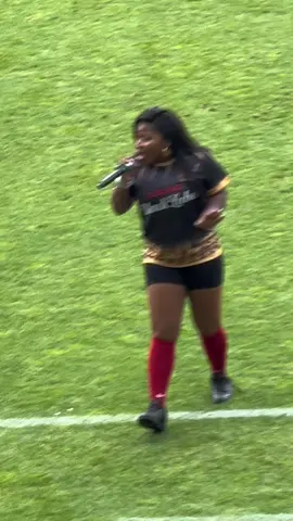 Our Queen💛 #makhadzi #carlingblacklabelcup #petermokabastaduim #SAMA28 #mzansitiktok #tiktok #trending #vendaqueen 