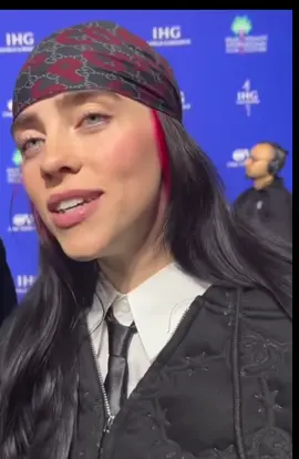 Her eyes. Imagine getting to intervie her! #billieeilish @BILLIE EILISH #thoseoceaneyes 
