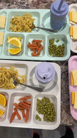 #DaycareLunch for 9 kiddos!  #daycareprovider #inhomedaycare #daycaremeals #kidslunch #daycarefood #toddlerlunch #daycarelife #daycarechronicles101 #daycareday #kidsmeal #jessicajordan44 #jessicajordanofficial 