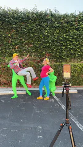 Who wants to see the results?! 👀 @HappyKelli #behindthescenes #bts #vfx 