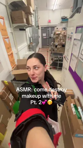Asmr: 3 minutes of ulta makeup destruction🙈#ultaemployee #ulta #makeupdestruction #ultadamages #asmr 