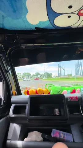 Bersama pak driver @EXT°OSCAR  Pantau” rumah di cpi 😁😜 #selayar #makassar #sinarabaditrans #drivermudapunyacerita 