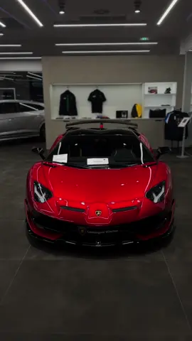 Birthday post with a beautiful red svj🥳#lamborghini #lamborghiniaventador #aventador #aventadorsvj #please #viral #pls #fyp #cartok #carspotter #switzerland #supercars