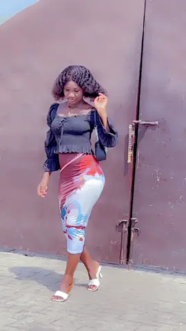 Keep your sad story to yourself cause no one really cares,yes they will listen but they will later use it against you ✅🙏