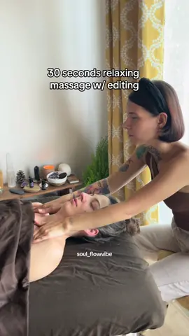 Watch, relax.  Book on IG: soul_flowvibe  Schedule:  #SanFrancisco: January 17-18 #Miami: February 12-13 #Orlando: February 14-15 #Indianapolis / #Cleveland: February 16-18  #massage #fyp #relaxingvideos 