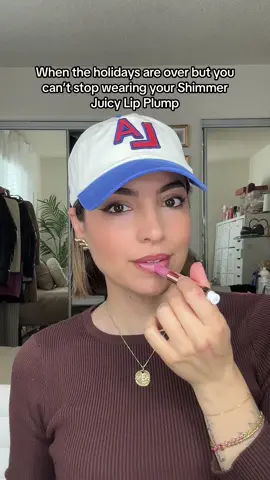 I will be wearing these juicy lip for a while 💗 this shade is also perfect for Valentine’s day!! Its the Pink Shimmer one ✨🤌🏻 #juicylips #tartecosmetics #makeup 