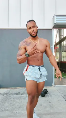 El Cuerpo de verano 🥵😏.. #viral #cuerpoverano #fypシ #fypシ゚viral #muscle #trainer #moreno #Fitness 