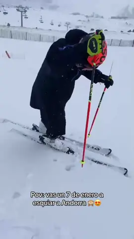 Nieve polvooooooo🫠🫠 Así estaba hoy en @Grandvalira 🫠😍😍 #andorra #paqueton #powder #nieve #snow #neu #snowday #ski #happy #white #whitegoldenretriever #nevada #nievepolvo 