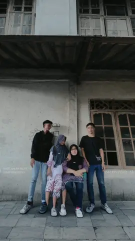 👉kumpul bareng kelurga👈