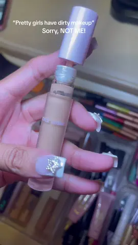 No judgement but I’m a clean freak! Plus, this is only like 30% of my makeup #fyp #fypシ #viral #trending #foryou #explorepage #foryoupage #greenscreen #explorepage #trend #relatable #abcxyz #prettygirlshavedirtymakeup #makeup #makeupproducts #MakeupRoutine #prettygirls #kyliecosmetics #fentybeauty #elfcosmetics #urbandecay #amazonmakeup 