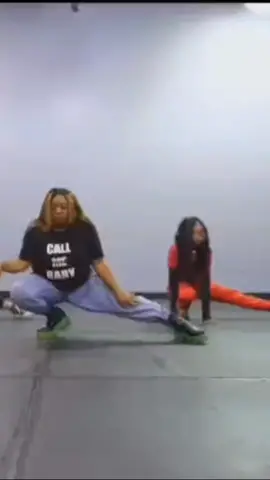 Kpop class is always popping! THANKS AGAIN MAILAYH YOU ARE AN AWESOME INSTRUCTOR! ❤️🤘🏾 Original dance is from the t Show 