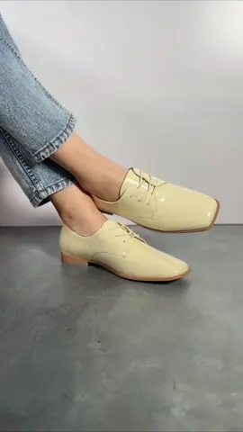 timeless style👞 👞: Obermain Oxford Wanita Guida Elle Shop now on www.9to9.co.id with 100% original products #9to9 #9to9id #9to9indonesia #obermain #oxfordshoes #OOTD #fyp 