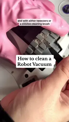Replying to @Chelsey Boren Quick Easy way to clean your robot vacuums 🫡💗 #CleanTok #robotvaccuum #howtoclean #cleaningtips #cleaninghacks #mopvac 