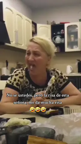 Cada vez auew la veo en videos me saca unas carcajadas 🤣🤣 #humor #comedia #carcajadastiktok #purohumor #memestiktok #risastiktok 