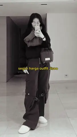 murah si yaaa buat urii Jisoo 😆😆 #jisoo #jisooblackpink #jisoo_sooyaa #blackpink #fashiontiktok #fashiontags 