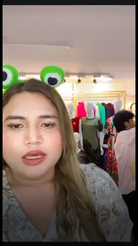 ဖားပျံမလေးဒီး 🤣#handmadebykate #fypရောက်စမ်းကွာ #fyp2023 #ပြည်တွင်းဖြစ်ကိုအားပေးပါ🇲🇲🇲🇲 #shweshwe #deedee #pinklady 