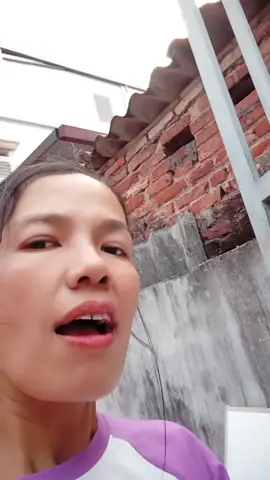 #thuymetrai87 tỏ tình em Phi