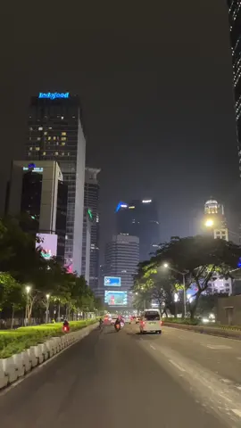 Jakarta kalo malem adem #citylightsjakarta #fyp #jakartacity #sudirman 