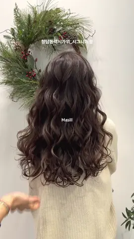 ✔️긴머리 젤로펌🌿 #긴머리 #히피펌 #굵은히피펌 #굵은웨이브펌 #히피펌스타일 #긴머리펌 #헤어스타일 #긴머리웨이브펌 #긴머리웨이브 #곱슬머리 #여자머리 #여신머리 #레이어드컷 #koreahair #hair #hairstyle #kbeauty #longhair 