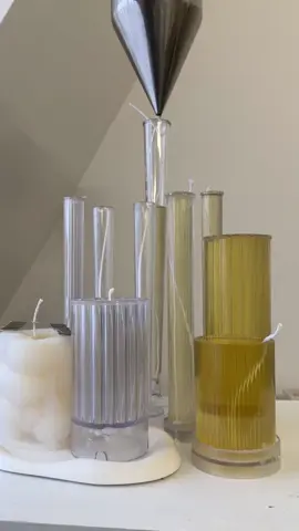 ❤️Do what you love 🕯️ Pouring our pillar candles 🥹 #soywaxcandleshandmade #soywaxcandlesandgifts #pillarcandles #candlesmallbusiness #pouringcandles 