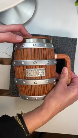 I’m literally crying😭 #anime #onepiece  . . . . . . . . . . . . . . . The best gift for a 