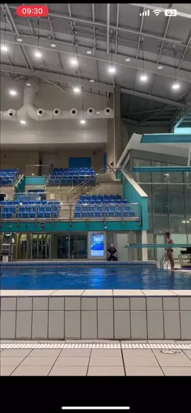 Leeds📍training 💦 INSTA: stefanobelottiii