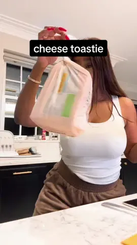 u know I love u the mostie 🥲🧀🍞 #fyp 