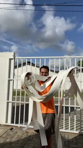 Como fechar o portão com fita de borda de PVC #portao #PVC #dica #casa #Home #matheusxavier #acheinashopee @Shopee Brasil 