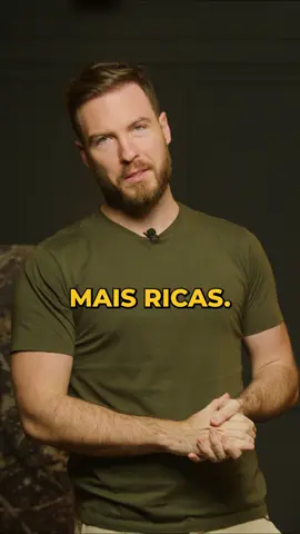 As maiores empresas do mundo NÃO são aquelas que você imagina! Descubra como os gigantes Vanguard e Black Rock dominam o mercado de ações globais e como você pode seguir seus passos para alavancar seus investimentos! 💼📈 Marque aquele amigo que precisa saber disso! #InvestimentoGlobal #Vanguard #BlackRock #EstratégiaDeInvestimento #AçõesMundiais