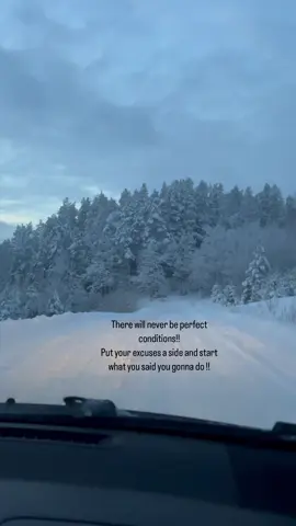 January motivation !!! Go get it done !!   #motivation #workout #winterwonderland #coldweather #snow #magicaltime #doitforyou #fitnessclub #accountabilitypartner #moodboost 