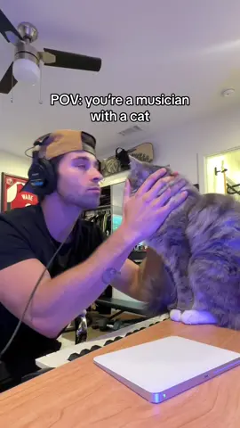 shes obsessed with me 😩