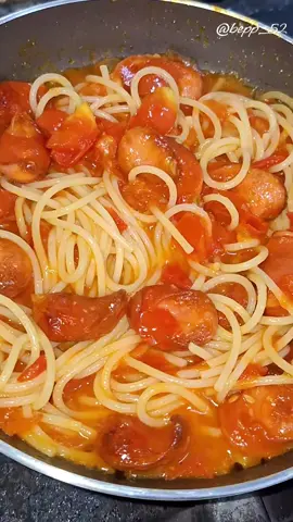 •Mỳ ý xúc xích quá là dễ luôn nè 🍝😽 #mỳýxúcxích #nauancungtiktok #cooking #bep52 #mlemmlem 