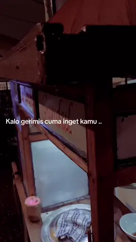 Inget makan mie kehujanan bareng #Love #cintaku 