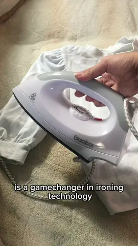 Gaabor Iron Multi-Speed Adjustment Intelligent Temperature Control with Anti-Scald/Swivel Handle  #gaabor #gaaborph #electriciron #ironsteamer #lightweight #foryou #fyp 