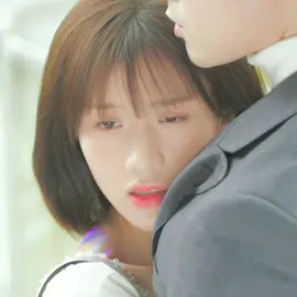 They're in love.🙊💕💕#iamtheyearsyouarethestars #chenyihan #liuhaikuan #dengwei #tilltheendofthemoon #lovelikethegalaxy#huyitian #xiaozhan #zhaolusi #xukai #yangmi #foryou #cdrama #fyp #chinesedrama #PhimBo #PhimTrungQuoc