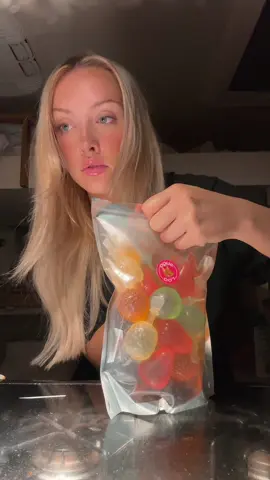 It’s currently 10:18pm, the hubby and kids are asleep and I’m craving @Suga Roo popping jellies 