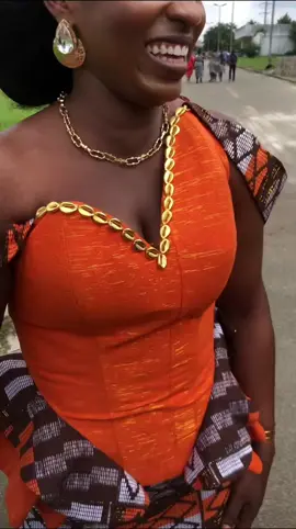 #designermode #robe #pagneafricain #pagnetissé #robesoiree #koandco #225🇨🇮 #fyp 