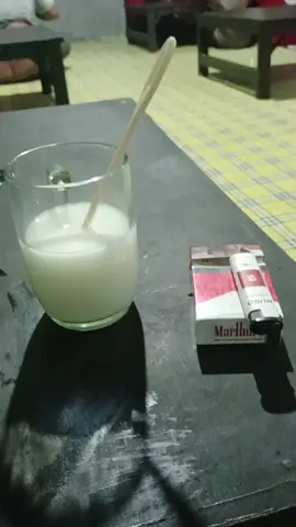 #mimik susu anget rokok e Marlboro,Jan garai eleng jaman semono