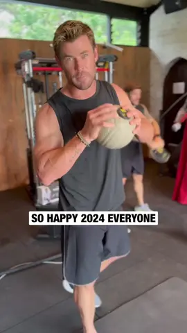 2024 is going to be a great year!! Let’s get it! @Centr @Walmart 